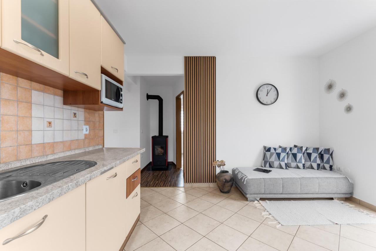 Apartment Mdm Buje Extérieur photo